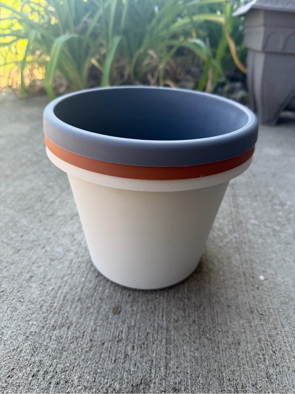 HC Companies 8” Plastic Flower Nursery Pots Set of 3